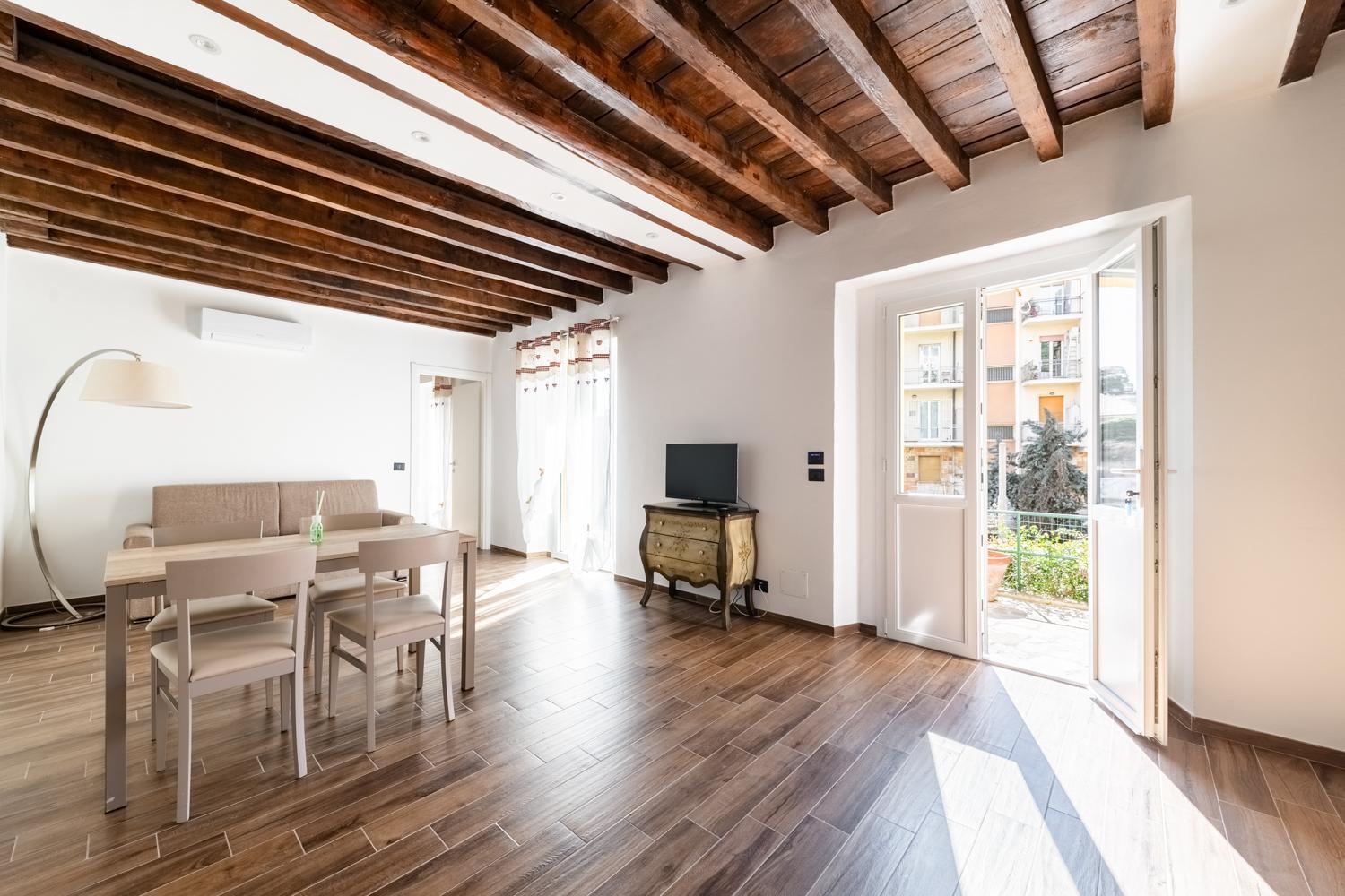 Apartment Giano Host - Gozzano, Simple Pleasures *