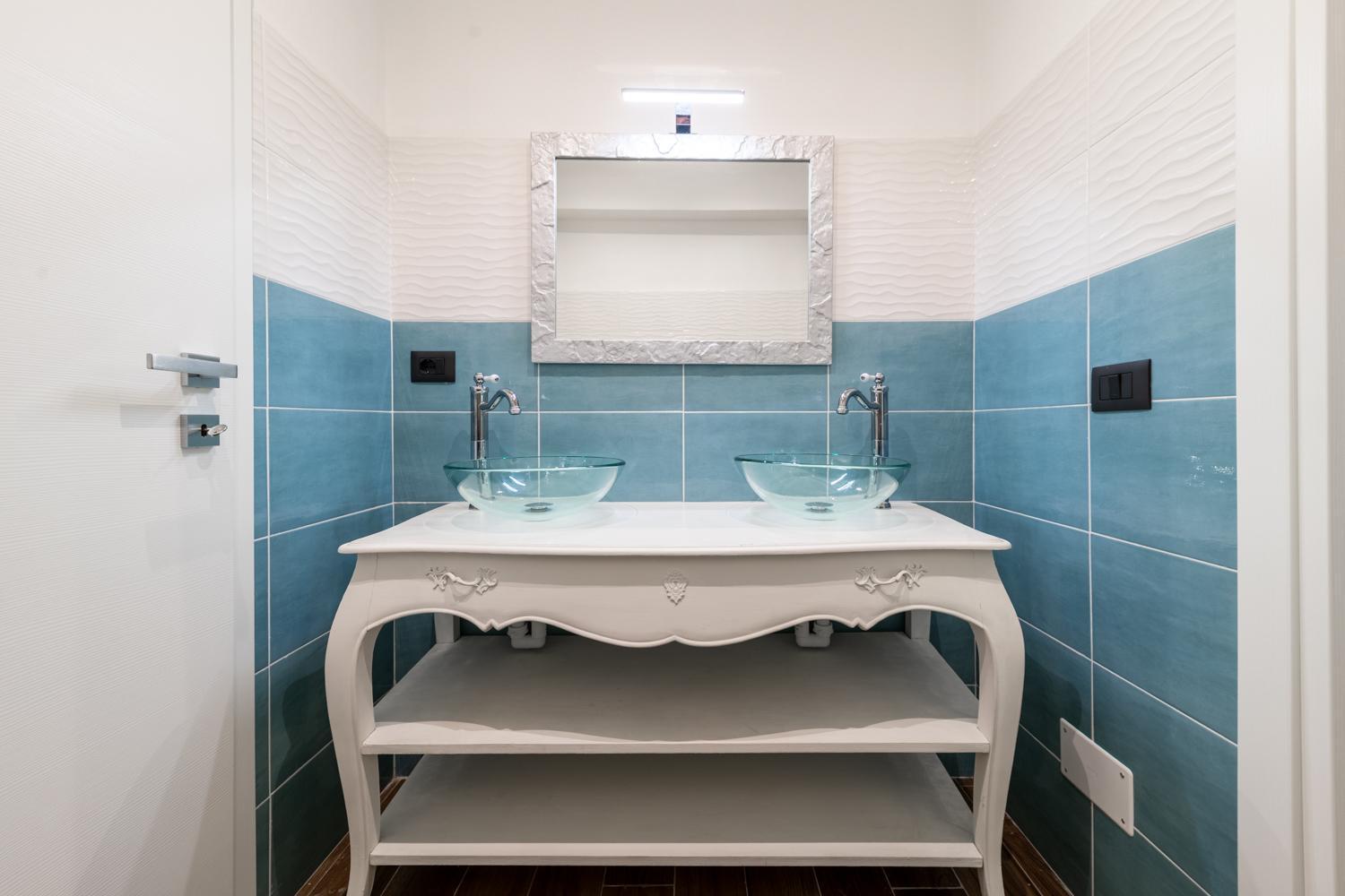 Apartment Giano Host - Gozzano, Simple Pleasures Genua
