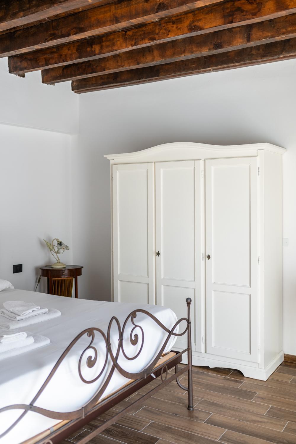 Giano Host - Gozzano, Simple Pleasures Apartment *