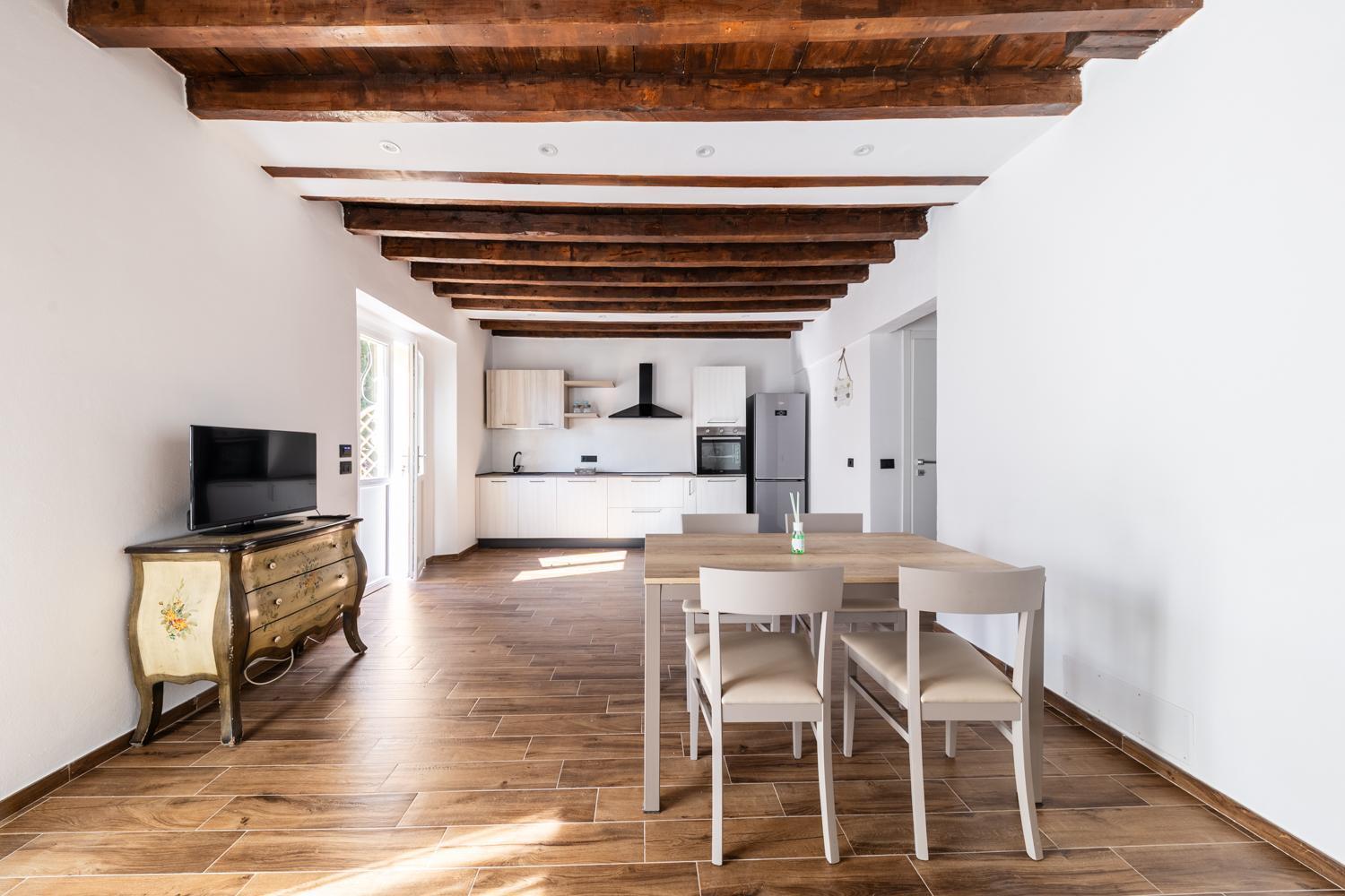Giano Host - Gozzano, Simple Pleasures Apartment